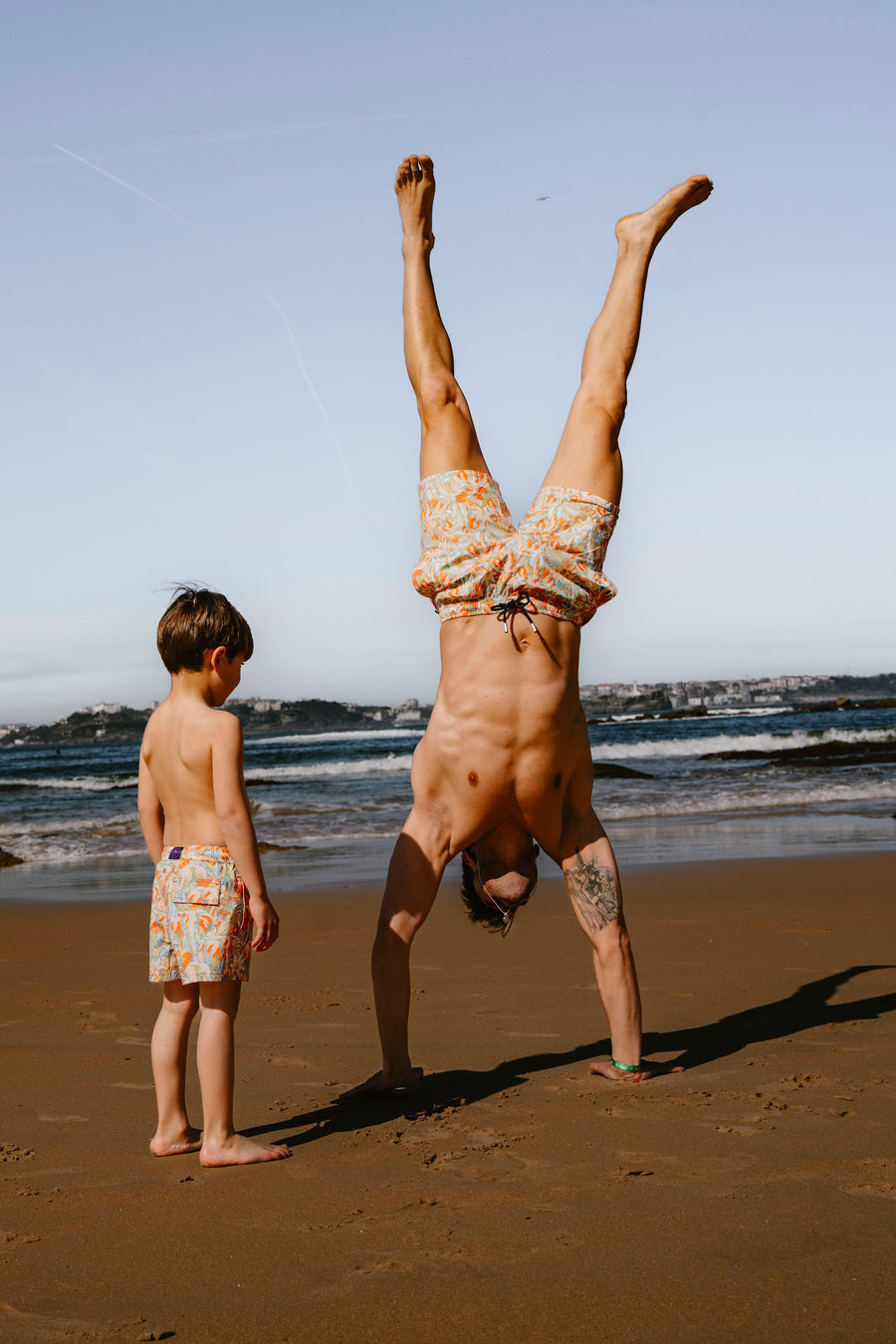 Bañador para niños Elefantastic con estampado de elefantes tropical