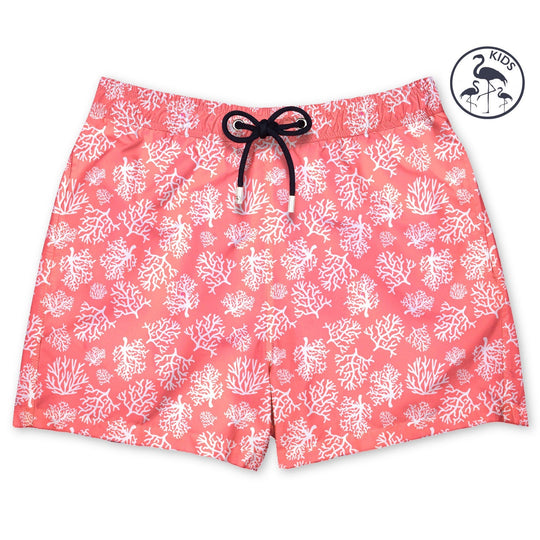 Bañador para niños Coral Caos con estampado de corales blancos sobre fondo color coral